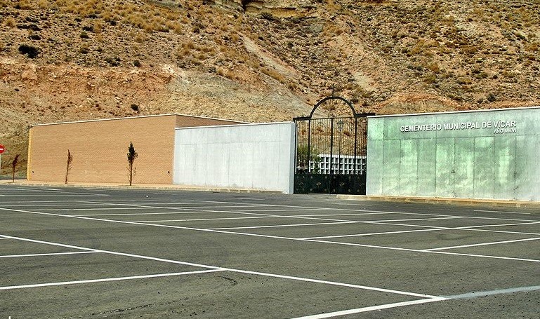 Protocolo especial para las visitas a los dos cementerios de Vícar durante el fin de semana