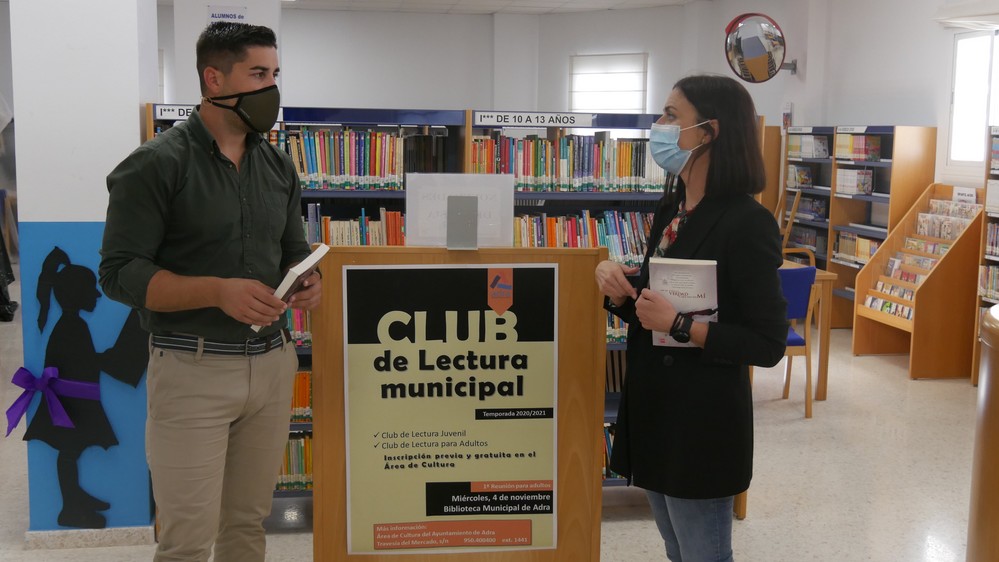Adra impulsa la creación de un nuevo Club de Lectura municipal que iniciará su andadura el 4 de noviembre