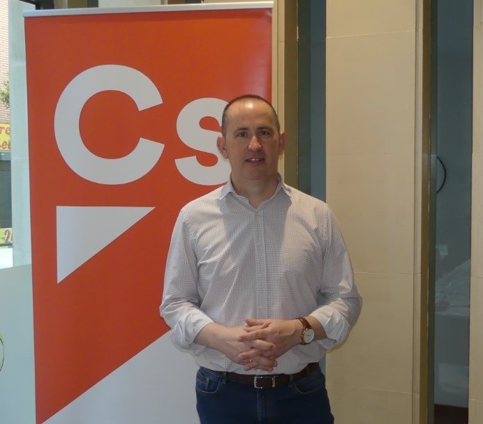 El programa de Ayudas Económicas Familiares de la Consejería de Igualdad deja en El Ejido 100.000 euros