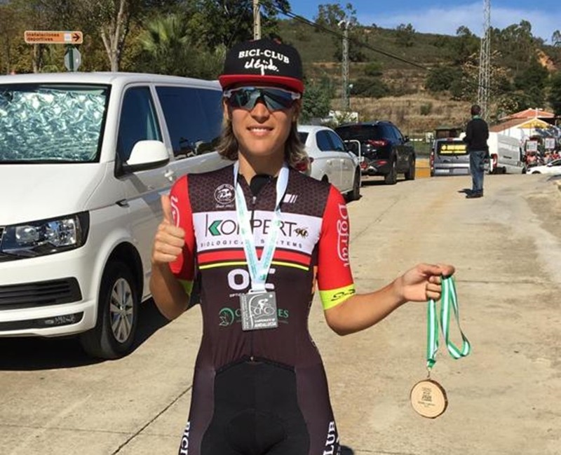 Alba Frías, del Bici Club El Ejido, subcampeona de Andalucía de rally en su debut en esta especialidad