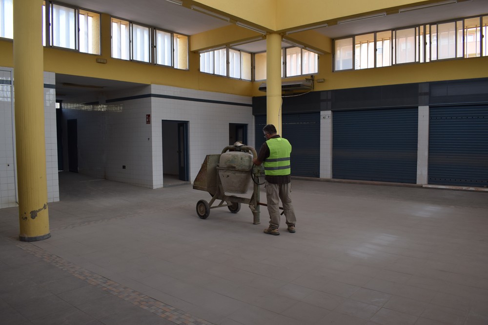 El Mercado de Abastos de La Gangosa es objeto de una reforma integral