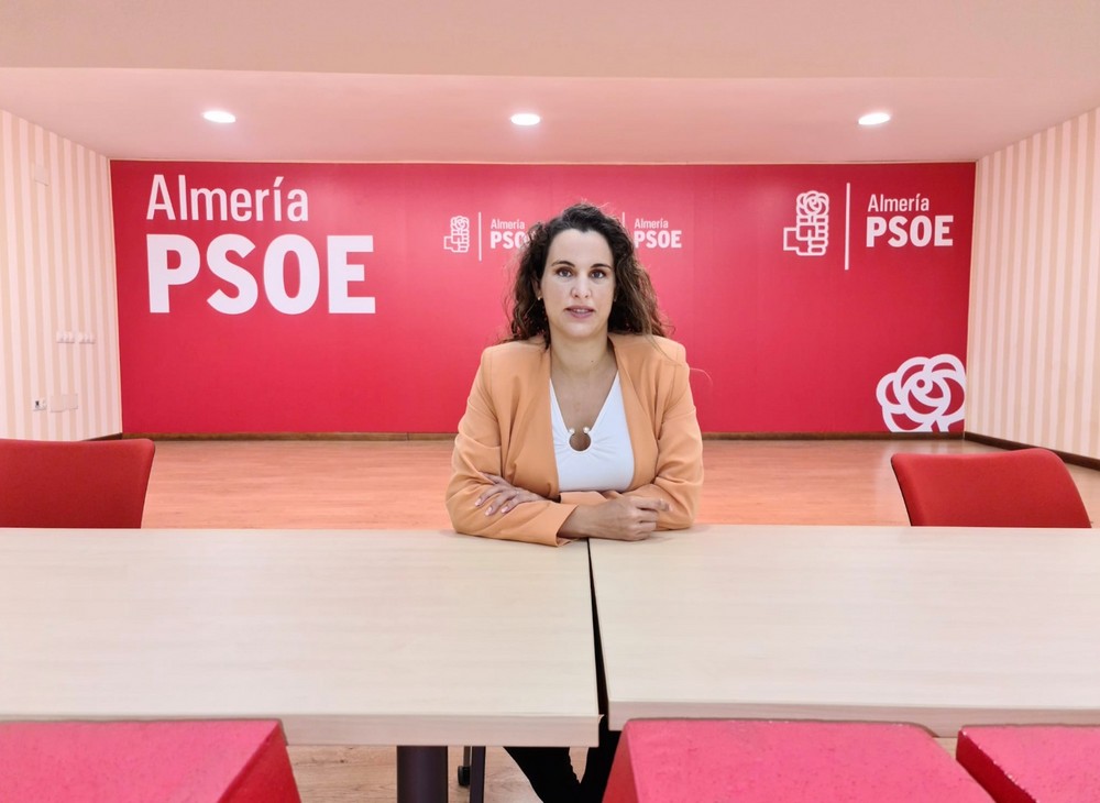 El PSOE apuesta por declarar a Adra municipio libre de pirotecnia y pide que se regule el uso de fuegos artificiales