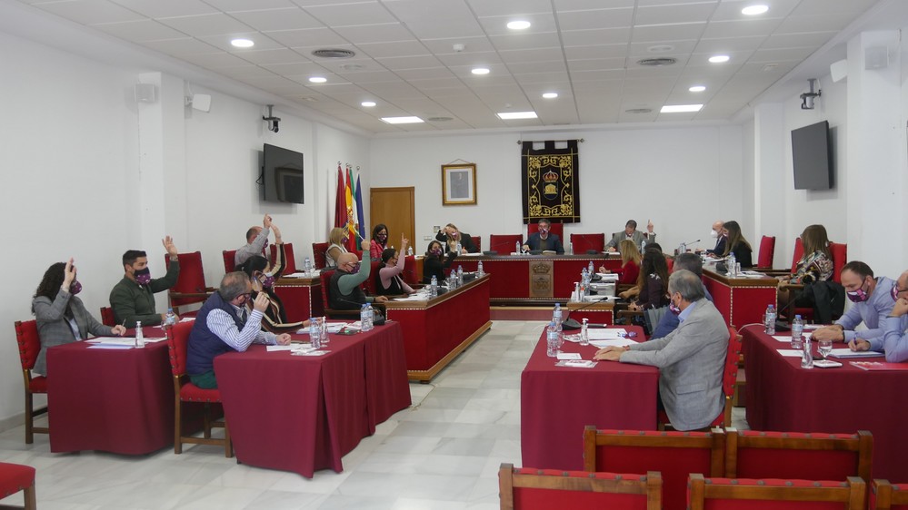 Adra incrementa en más de 700.000 euros los recursos para combatir la Covid-19 e impulsar infraestructuras