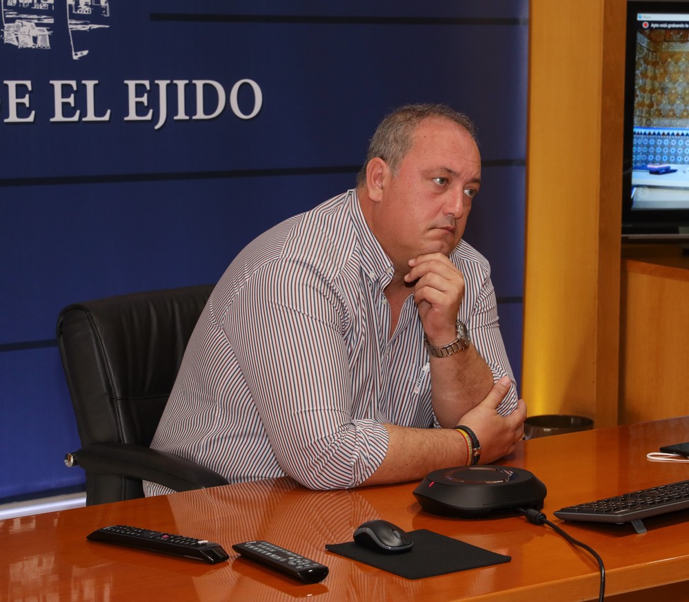 El Ayuntamiento pone en marcha una campaña para actualizar el Padrón de Vehículos de Tracción Mecánica para aquellos vehículos que por su antigüedad se ha detectado que debieron darse de baja