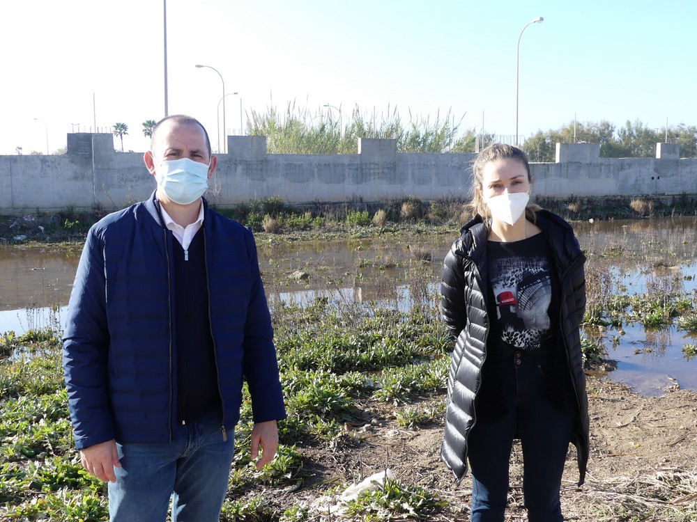 Cecilio Vargas  (Cs) exige una solución a los embalsamientos de aguas en el camino de las cuevecillas de Balerma