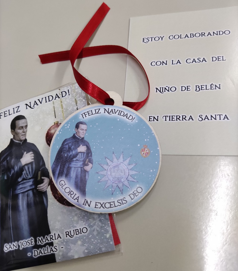 La Hermandad del Padre Rubio pone a la venta un adorno navideño para ayudar a la Casa del Niño de Belén