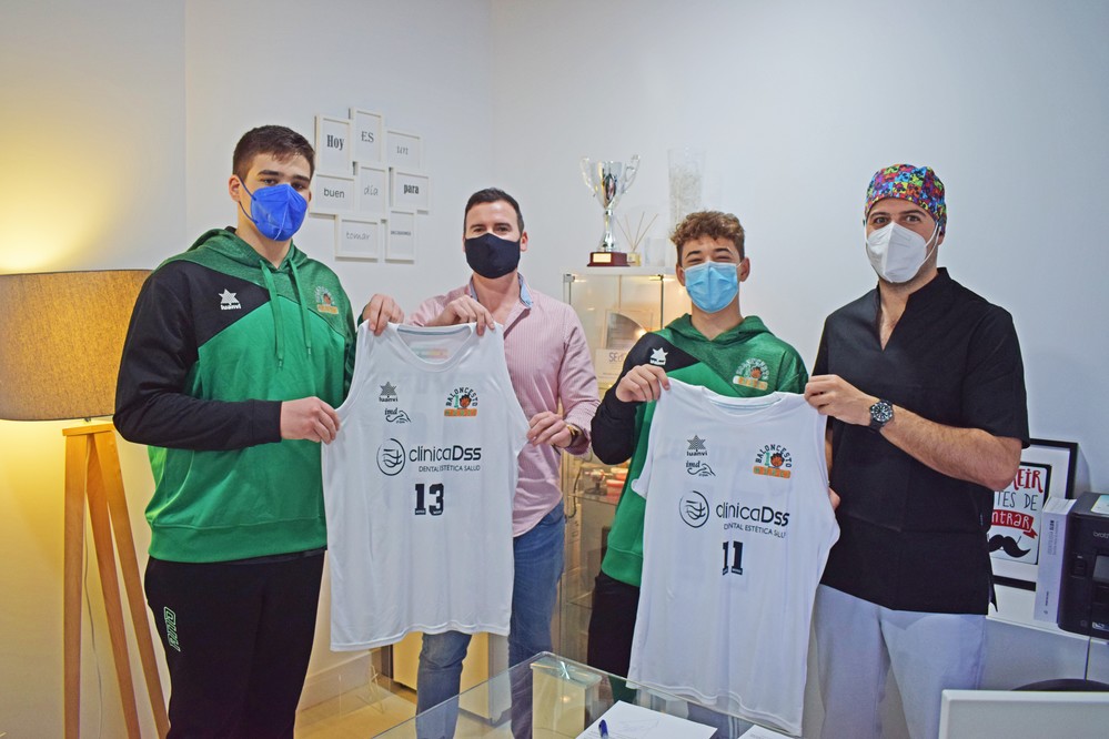 Clínica Dss renueva su patrocinio con el CD Baloncesto Murgi