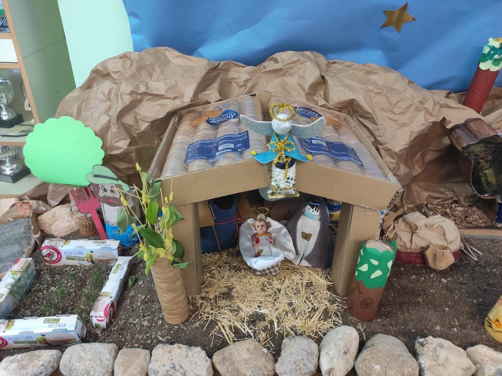 El CEIP La Venta Del  Viso realiza el Belén más solidario