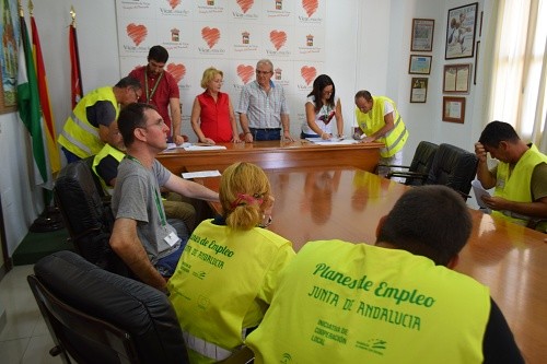 La iniciativa AIRE cierra su primer trimestre con veinte personas contratadas de las cincuenta previstas en el programa de Vícar