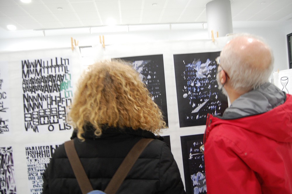 El Molino del Perrillo de Berja acoge una exposición Plástica Poética hasta el 29 de enero