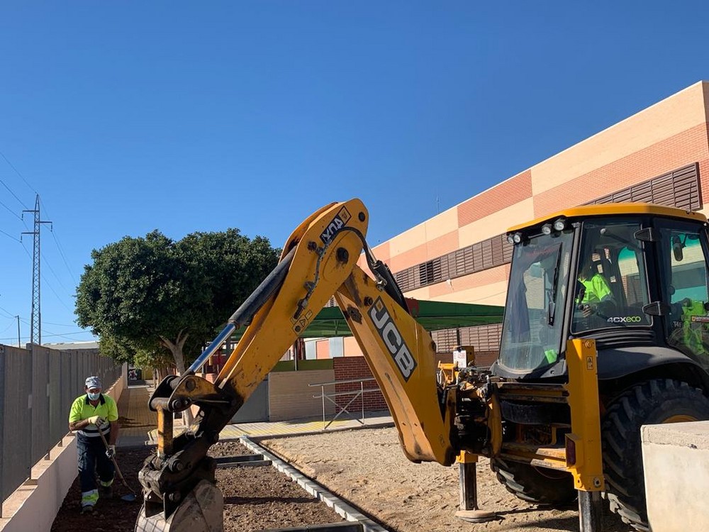 Finalizan las obras de mejora para el tránsito de los alumnos del CEIP José Saramago