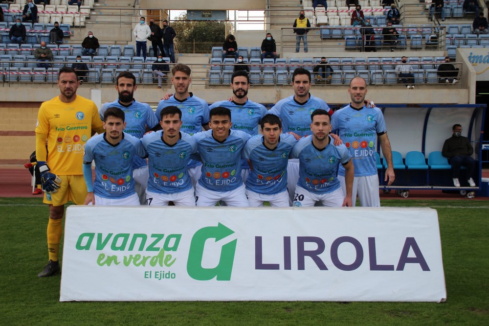 El CD El Ejido arranca 2021 con empate ante el Real Murcia