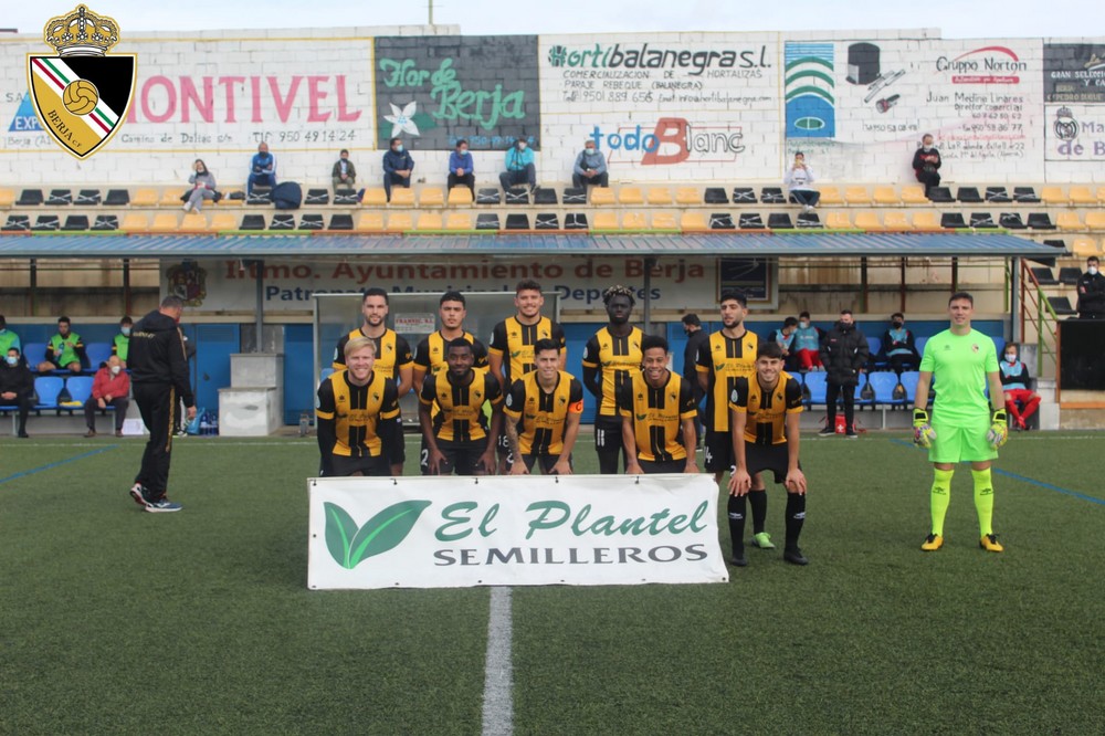 Victoria del Berja CF 3-1 frente al Guadix