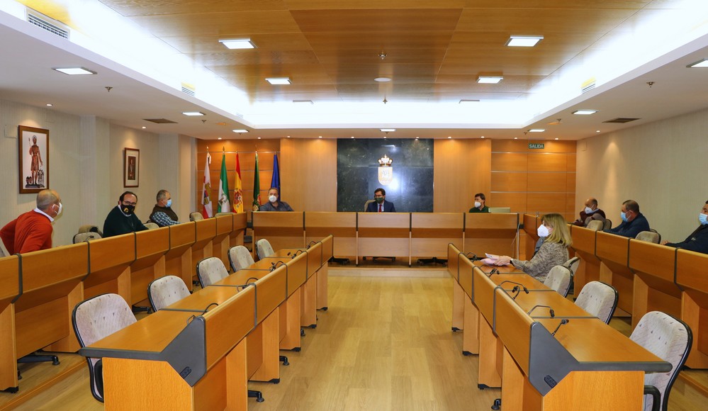 El alcalde de El Ejido y presidentes de las Juntas Locales analizan la situación frente al COVID-19