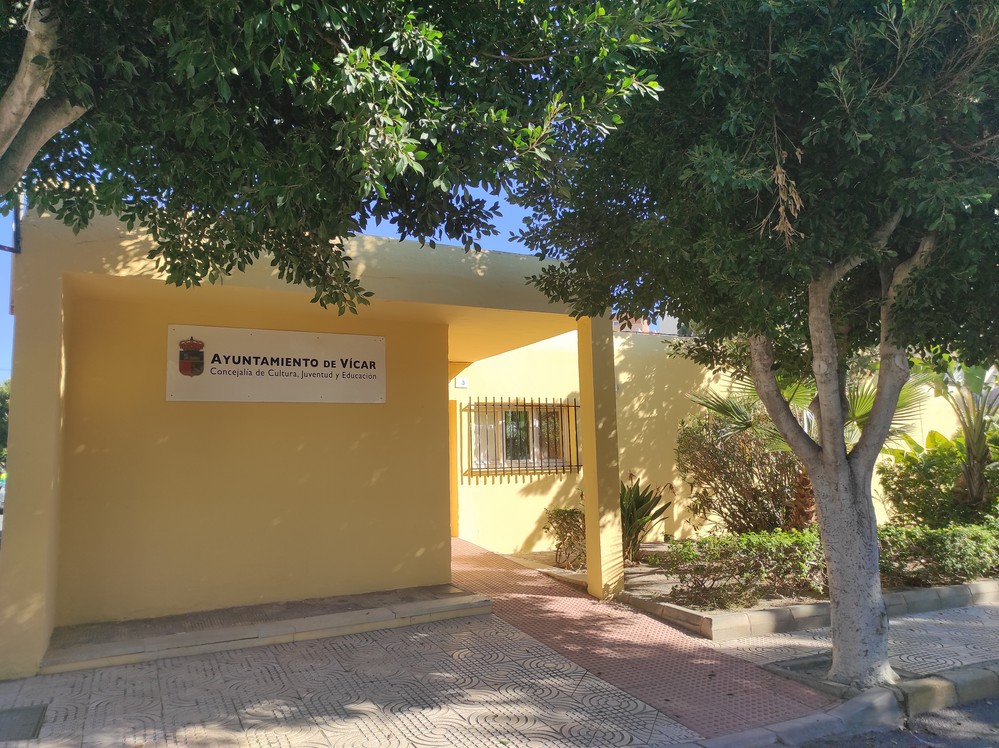 La Casa del Maestro en Puebla de Vícar dará continuidad en el centro de día a una docena de menores en riesgo