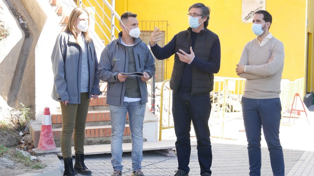 Adra lucirá un jardín vertical a los pies de la Torre de los Perdigones