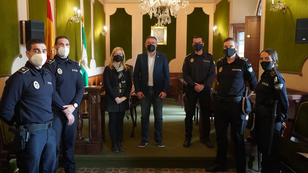 Toman posesión como funcionarios de carrera del Ayuntamiento de Berja los nuevos agentes de la Policía Local