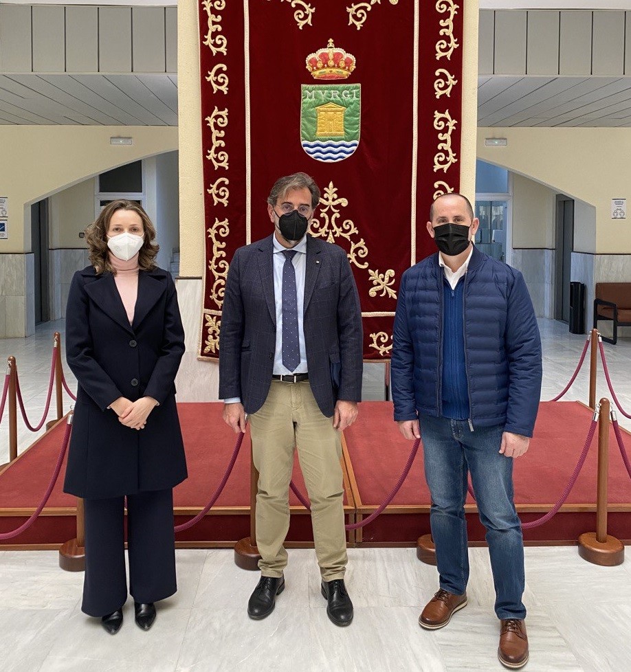 Cs El Ejido urge a Salud más plazas para el Servicio de Hemodiálisis del Hospital de Poniente para aliviar la lista de espera