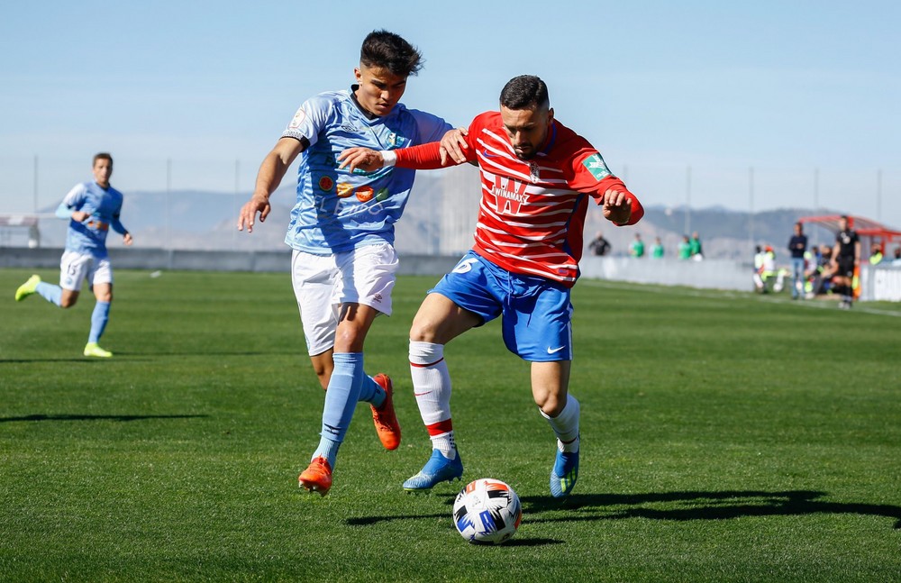 El CD El Ejido ratifica su reacción y gana jugando con diez