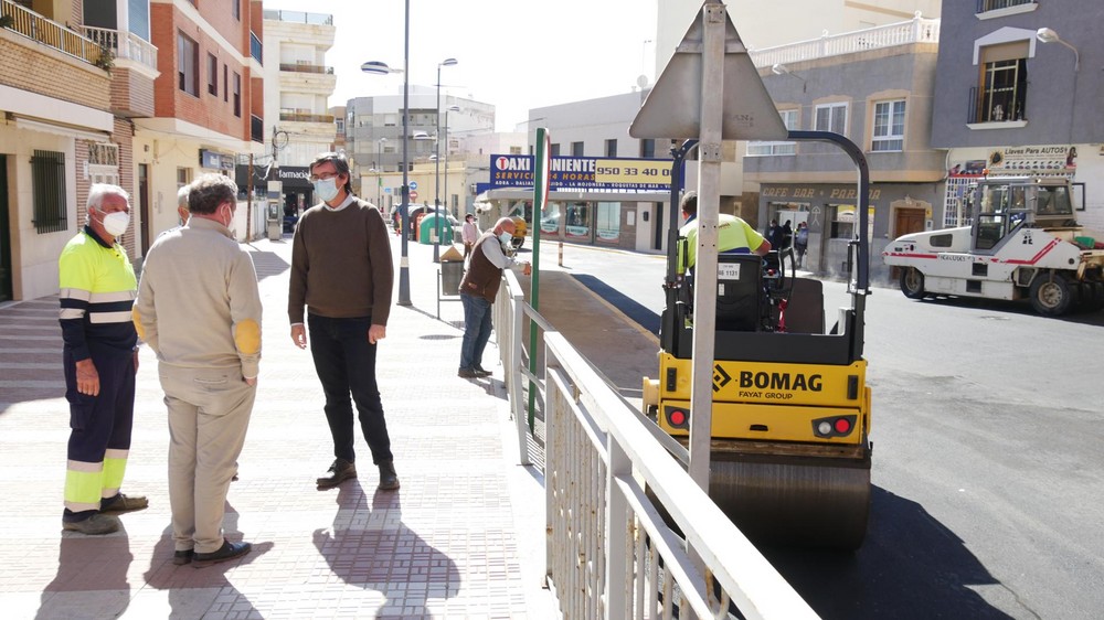 Finaliza el primero de los tres planes de mejora de calles en Adra y se prepara el comienzo del Programa Acelera 2020