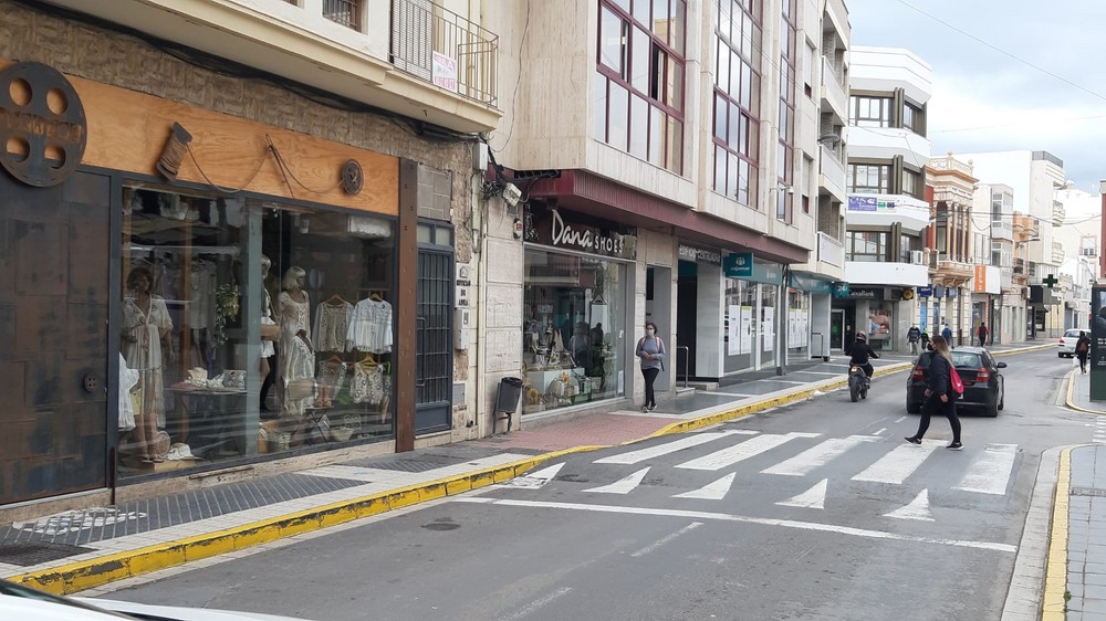 Adra registra más de 160 solicitudes para optar a la nueva convocatoria de ayudas al comercio local