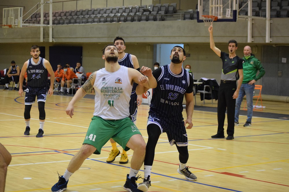 Pimientos Syngenta cae en El Toyo en un partido demasiado duro por el segundo puesto