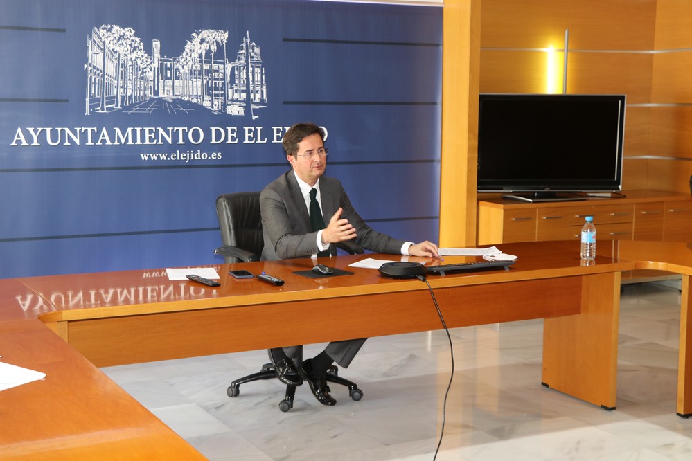 La Comisaría del Cuerpo Nacional de Policía y el Cuerpo de la Policía Local recibirán la Medalla de Honor de El Ejido