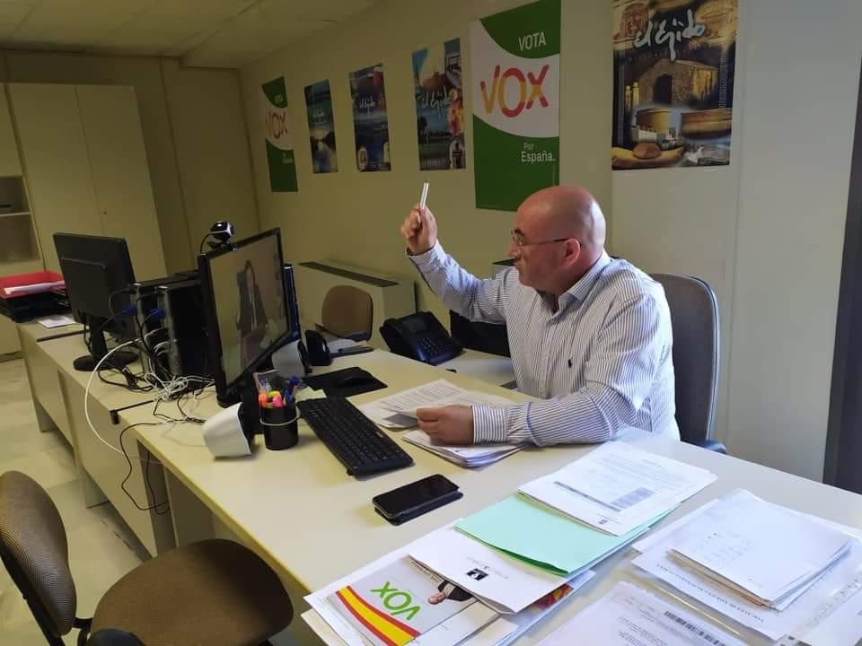 VOX El Ejido muestra su apoyo a los feriantes dentro del marco legal