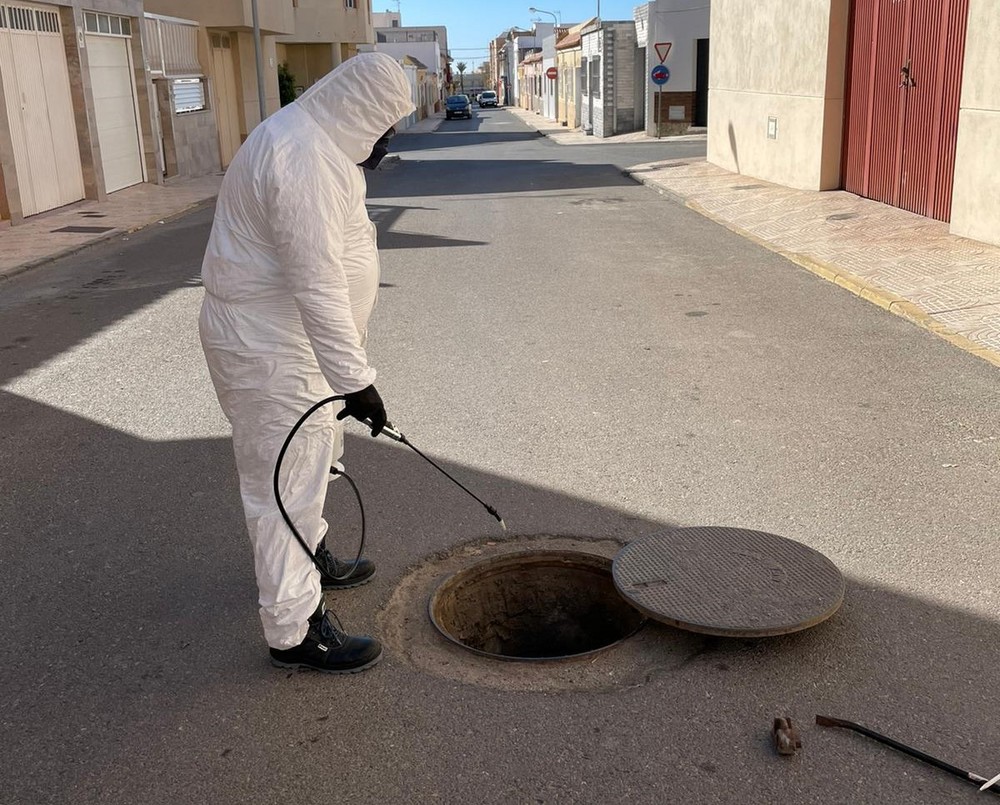 Vícar continúa con los trabajos de la campaña de saneamiento municipal