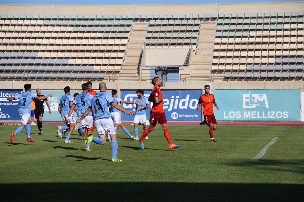 El CD El Ejido vence al Recreativo en un partido más que importante