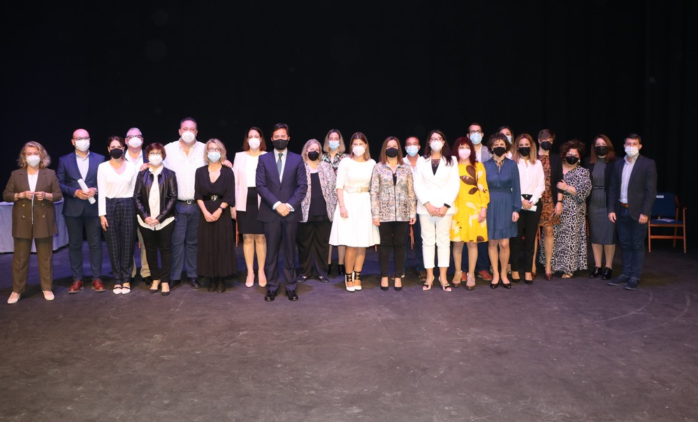 18 administrativos toman posesión en la mayor promoción interna en el Ayuntamiento de El Ejido