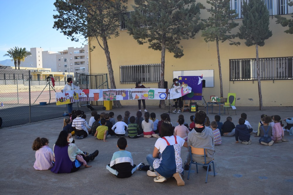 'Antorcha de las Letras' recorre los centros educativos de Infantil y Primaria de Puebla de Vícar