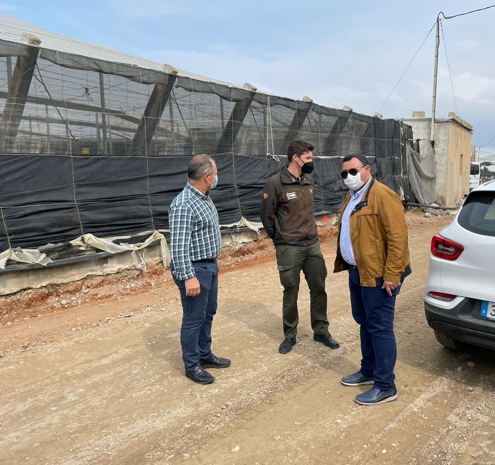 El Ayuntamiento de El Ejido destina más de 325.000 euros a la pavimentación de tres importantes caminos rurales del municipio