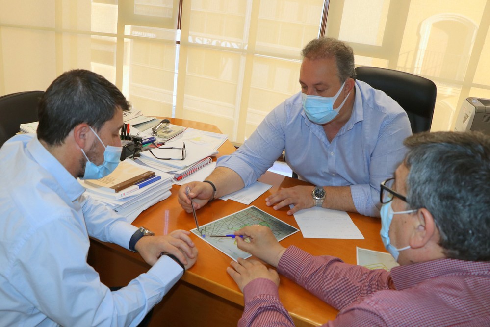 La puesta en funcionamiento de nuevas válvulas en El Ejido permitirá sectorizar la red de abastecimiento mejorando su eficiencia