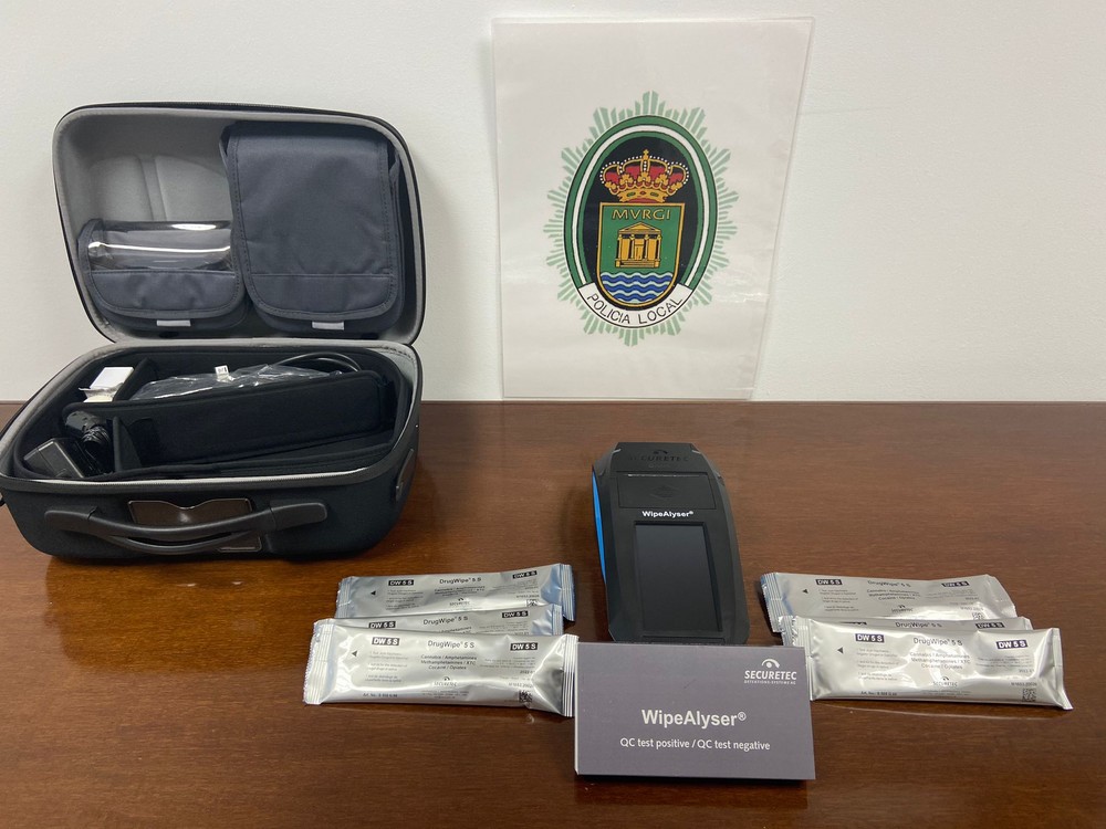 La Policía Local estrena detector de drogas para mejorar la seguridad vial en El Ejido