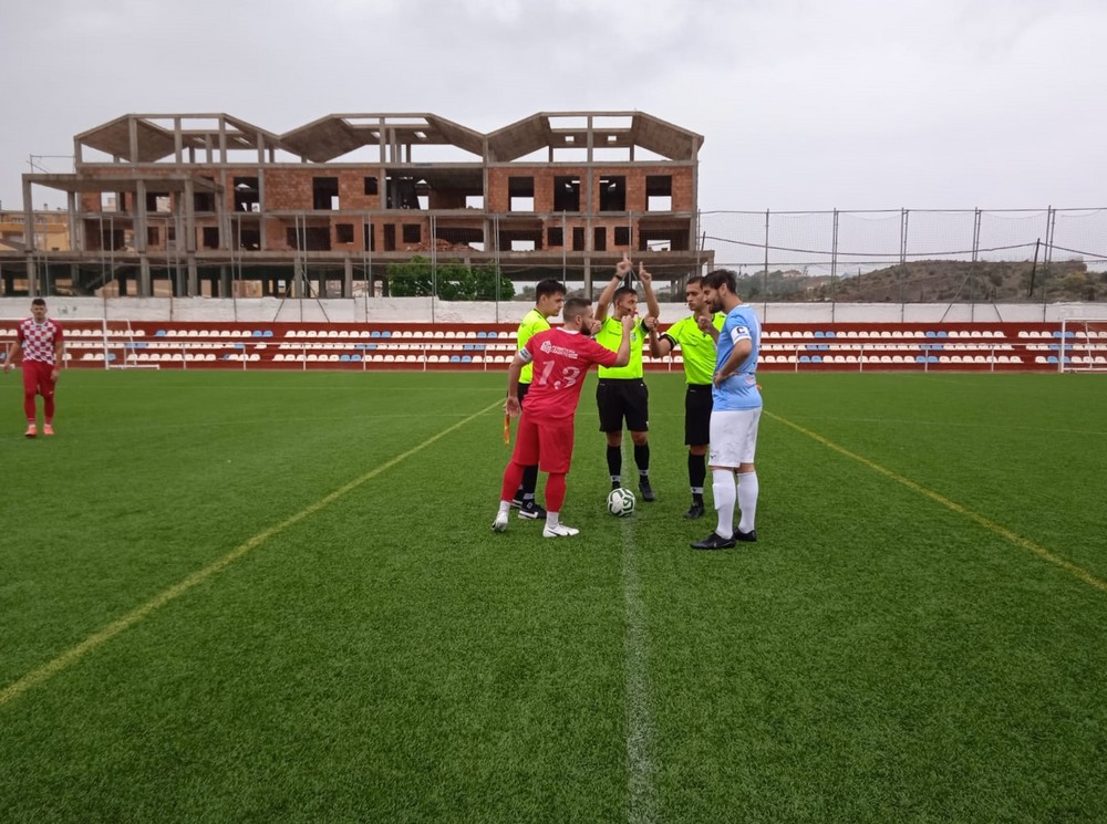 El CD Villa de Albox corta la imbatibilidad de un Poli Ejido con la pólvora mojada (1-0)