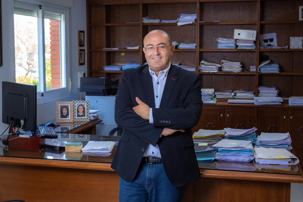 VOX exige a la Junta y al alcalde Góngora que afronten el mantenimiento y conservación del colegio Santa María del Águila tras comprobar el calamitoso estado en el que se encuentra