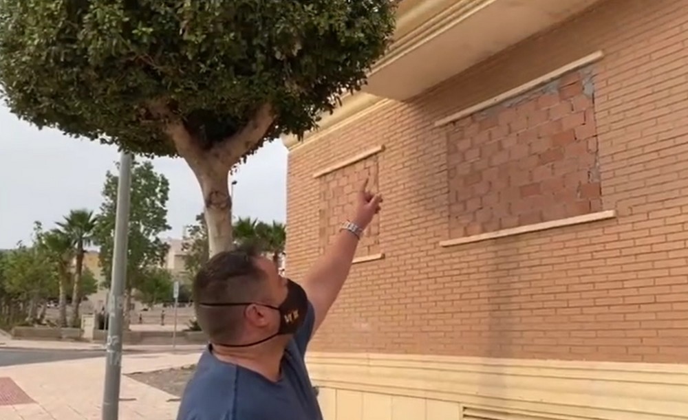 VOX vuelve a denunciar los graves problemas de okupación del municipio de Vícar