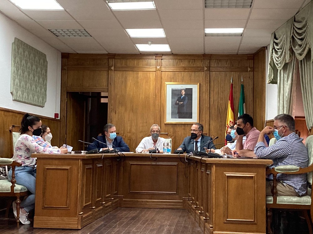 La Junta detalla a los alcaldes de la comarca del Poniente Almeriense las subvenciones para sus proyectos turísticos