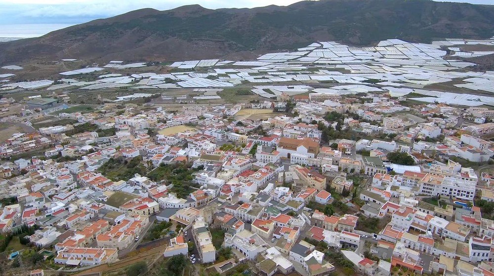 La Hermandad del Padre Rubio lamenta la decisión del Ayuntamiento de Dalías de quitar  la placa con el nombre de Juan Pablo II a una plaza