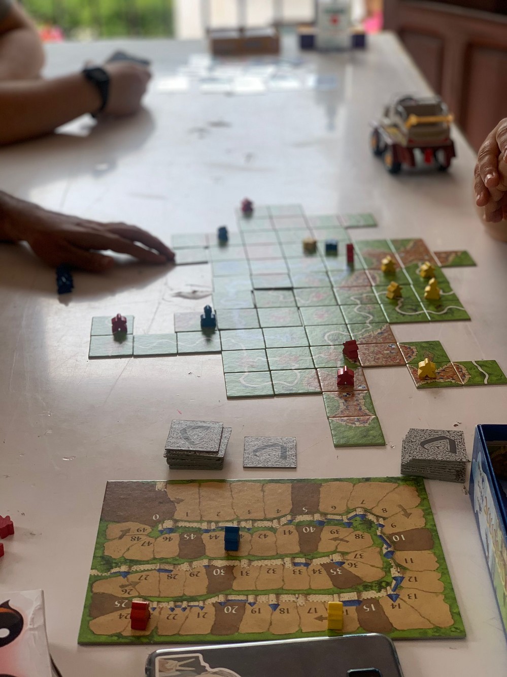 Punto final a las ‘Flores de Mayo’ en la Villa de Vícar en un ambiente familiar y muy primaveral