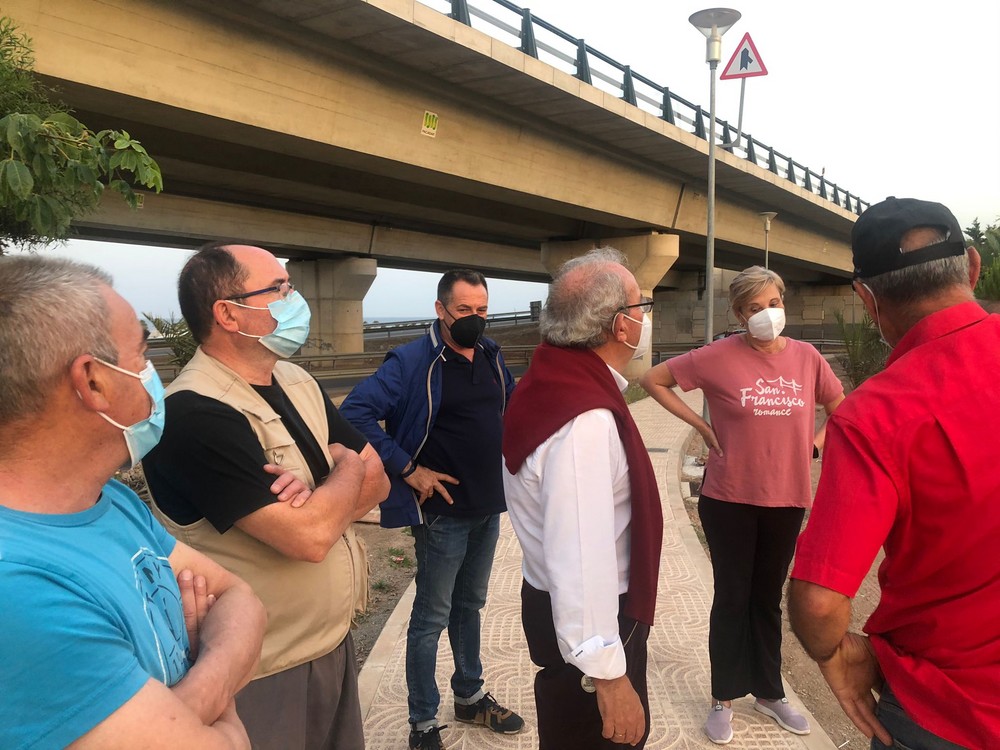 Siete puntos de luz para mejorar el alumbrado de la senda peatonal entre Barrio Archilla y El Parador