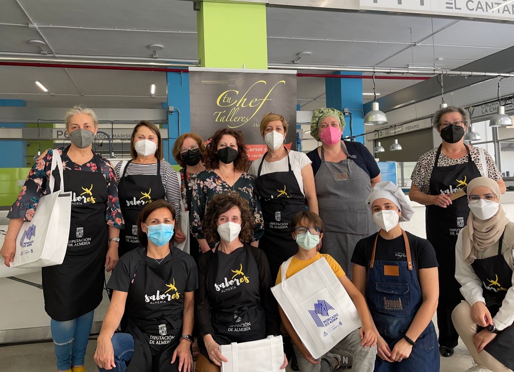 Ayuntamiento de Adra pone en valor sus frescos productos del mar y la huerta con talleres y un showcooking