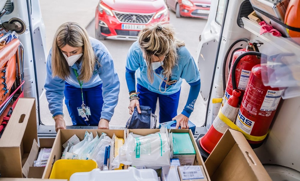 Salud se marca la administración de 17.000 vacunas semanales en el Poniente