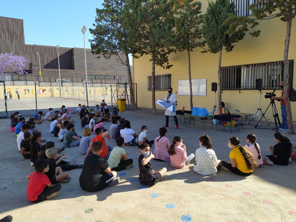 Los talleres de educación bucodental y nutrición saludable visitan los CEIP Blas Infante Y José Saramago