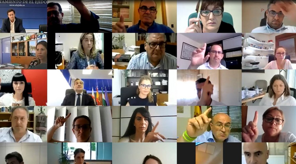 El PSOE de El Ejido logra el respaldo del Pleno para instar a la Junta a que vuelvan las citas presenciales a los centros de salud