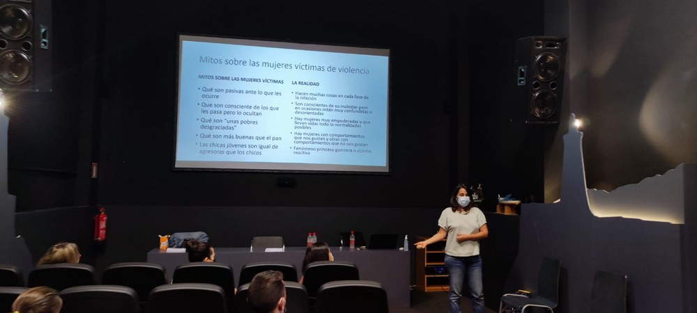 Adra continúa la formación de agentes de cuerpos y fuerzas de seguridad para la atención de víctimas de violencia de género