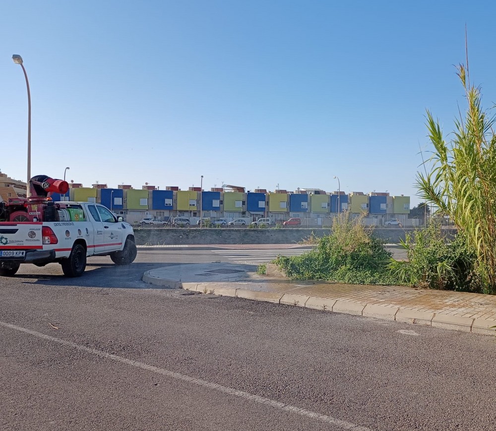 El Ejido continúa con las tareas de control, detección y tratamiento contra las moscas y mosquitos