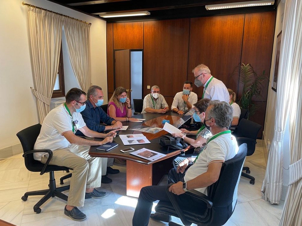 El PP elevará al Congreso y al Parlamento Andaluz proposiciones reclamando actuaciones urgentes para defender el litoral de Balerma