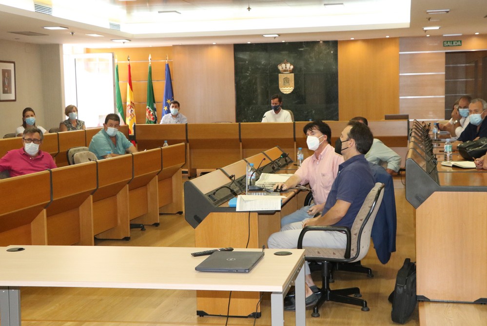 El Ayuntamiento de El Ejido solicita a Costas que apruebe las alegaciones presentadas a la revisión del deslinde entre la Rambla del Loco y la Peña del Moro que mejoraría la imagen del frente marítimo